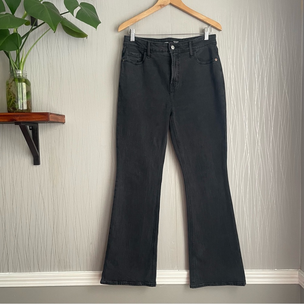 Old Navy Jeans Womens size 8 Extra High Rise Flare Black